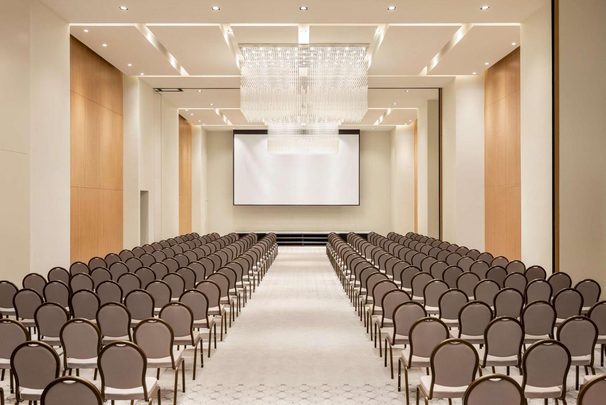 Radisson Hotel & Residence Riyadh Olaya Экстерьер фото