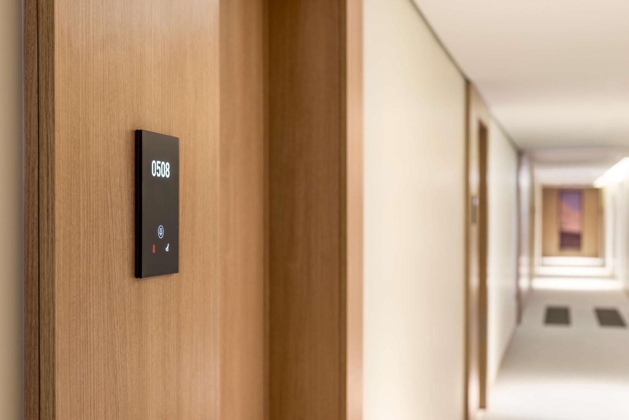 Radisson Hotel & Residence Riyadh Olaya Экстерьер фото