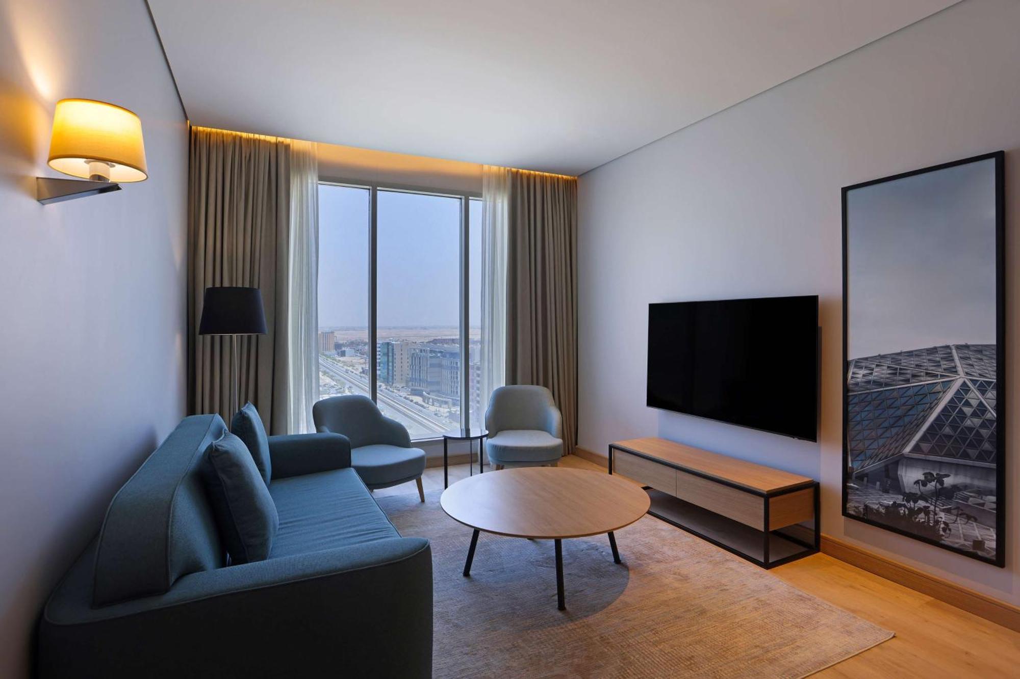 Radisson Hotel & Residence Riyadh Olaya Экстерьер фото