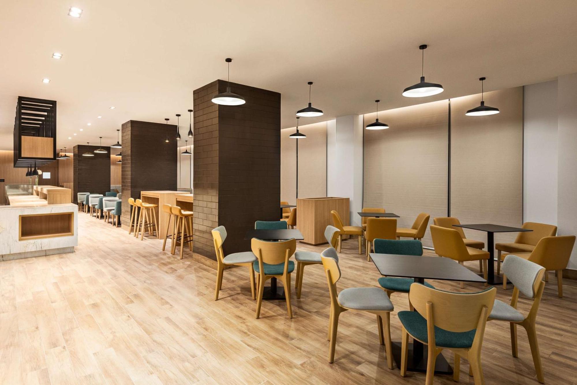Radisson Hotel & Residence Riyadh Olaya Экстерьер фото