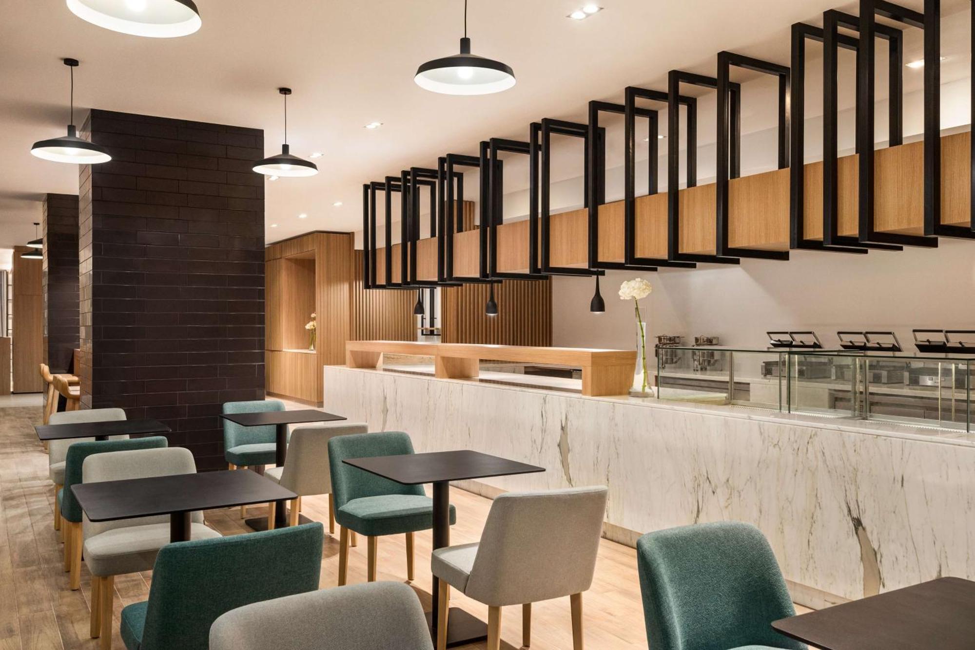 Radisson Hotel & Residence Riyadh Olaya Экстерьер фото