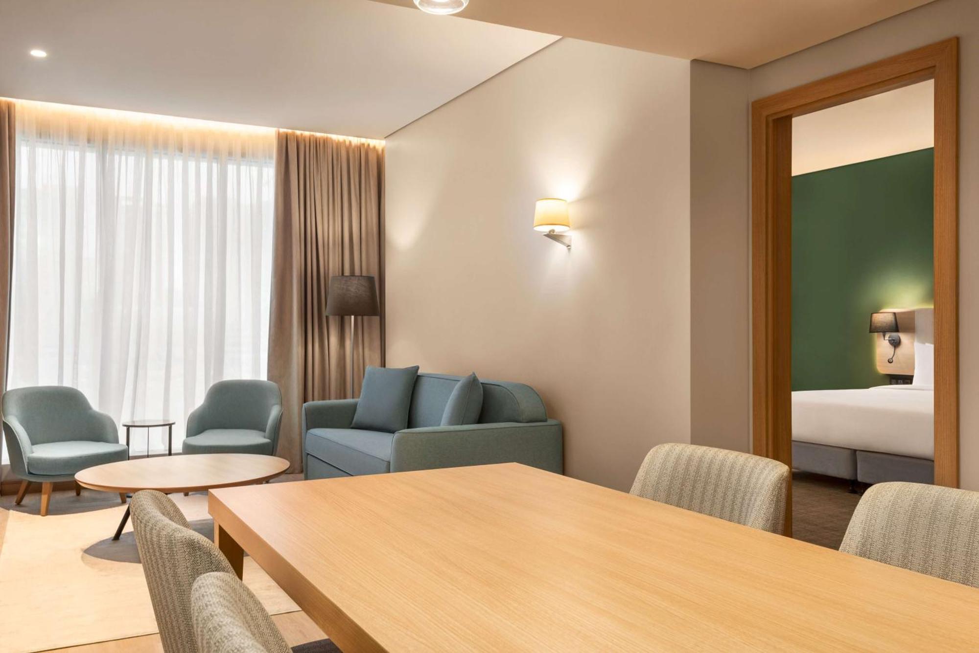 Radisson Hotel & Residence Riyadh Olaya Экстерьер фото